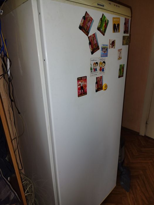 Морозильна камера бв