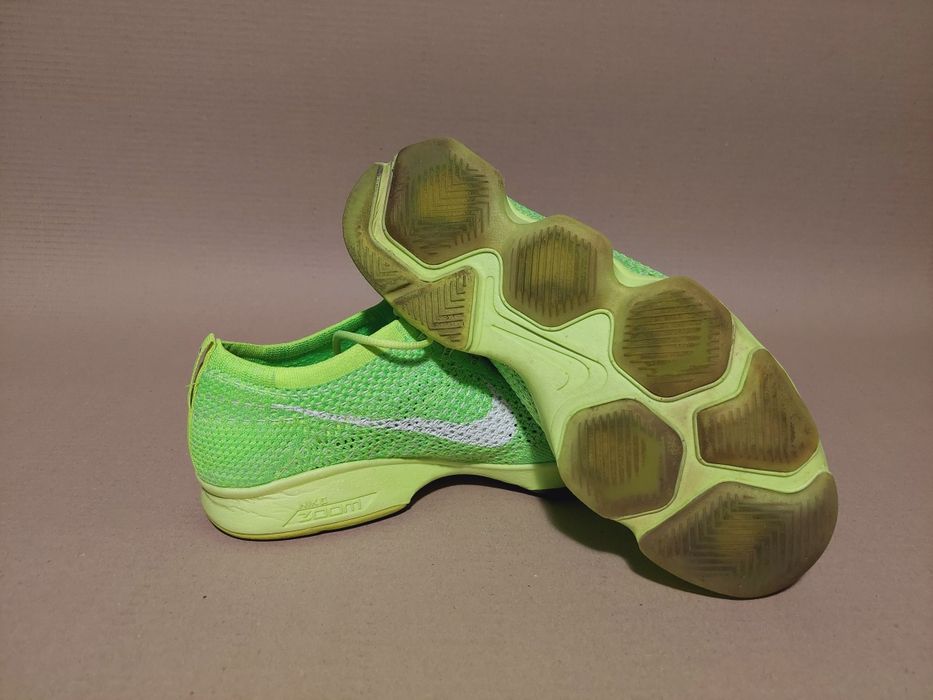 Nike Flyknit Zoom Volt startówki