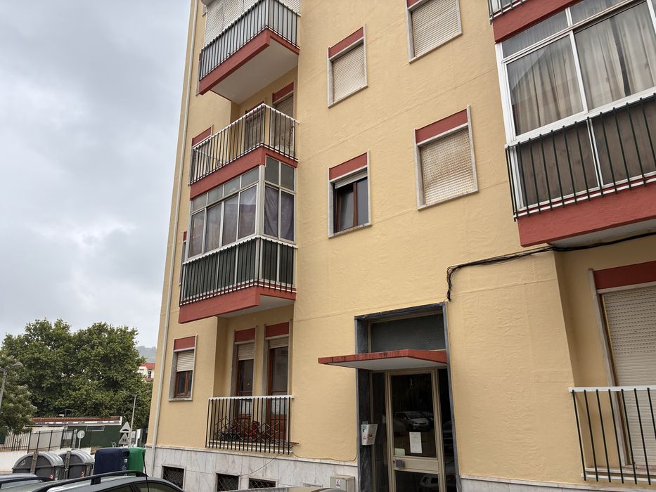 Apartamento T3 Flamenga — Santo António Dos Cavaleiros E Frielas, Lisboa
