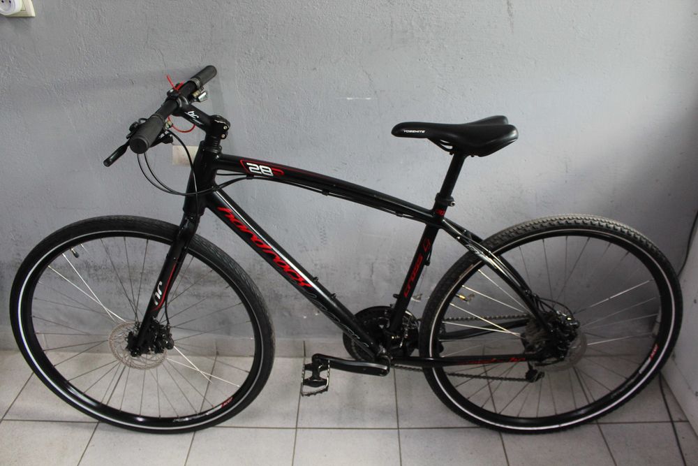 Rower crossowy HardRock, Rama 18,5", Koła 28" Alu, Amor Shimano Deore, Lekki