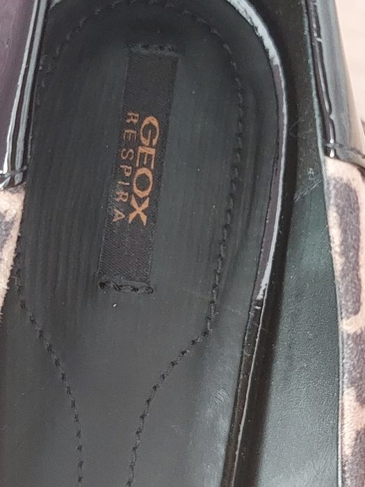 Продам Туфлі нові GEOX