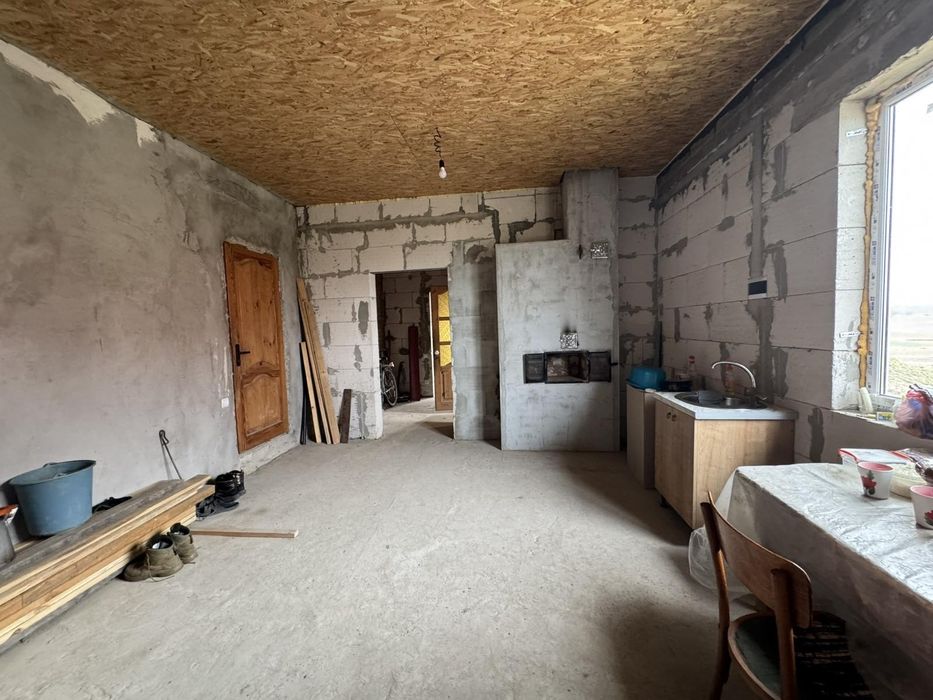 Продам будинок з ГАЗОВИМ опаленням в с.Сатиїв.