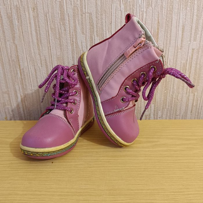 Обувь для девочки (туфли, ботинки, резиновые сапоги, тапочки)