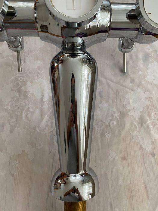 Пивна колона Париж на 3 сорти з підсвіткою, для пива, сидра, кваса