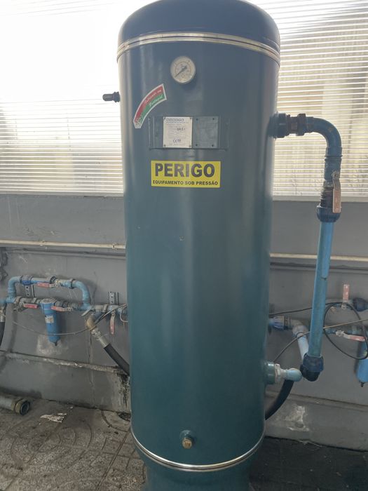 Compressor arprex inverter mais secador  , reservatorio e mangueiras