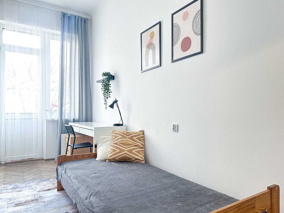 Pokój 1 osobowy z balkonem | Plac Inwalidów | Centrum | Królewska |  AGH UKEN UJ
