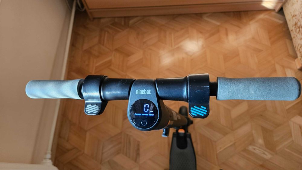 Hulajnoga elektryczna SEGWAY NINEBOT