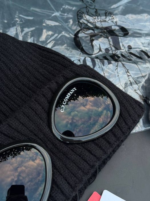 Шапка от C.P COMPANY