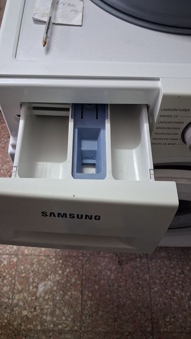 Máquina de lavar roupa Samsung 8kg