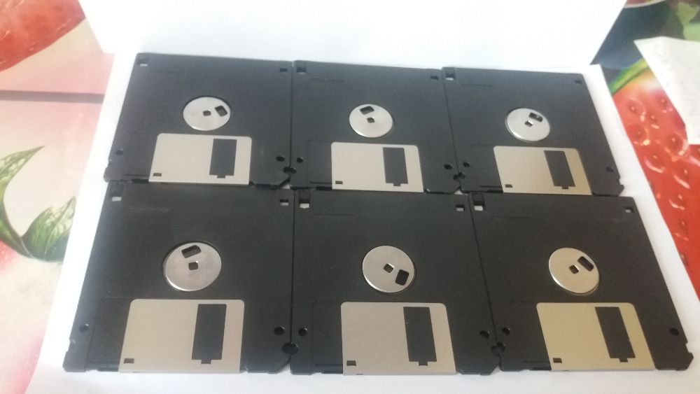 Продам дискеты для компьютера