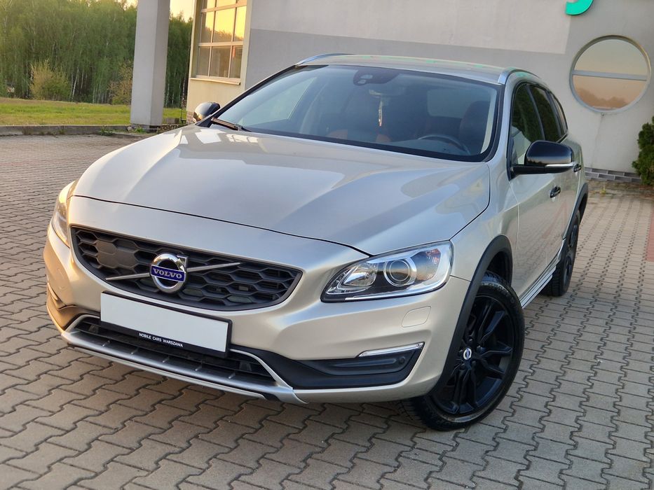 Volvo v60 cross country