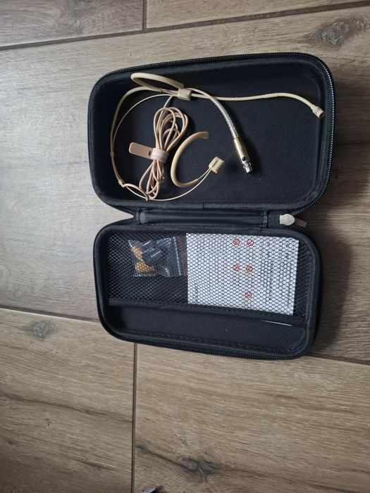 Profesjonalny mikrofon Providing