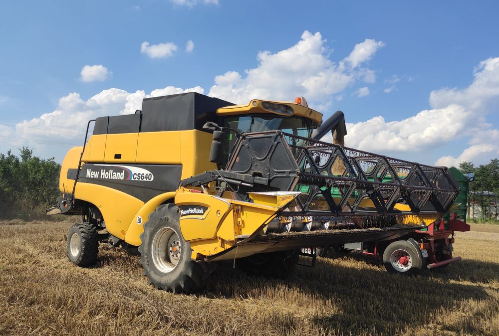 Kombajn New Holland CS 640 super stan tc