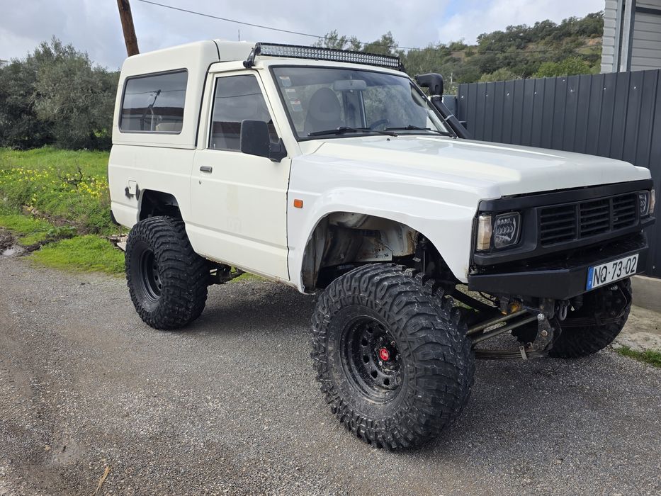 Nissan patrol rd28 rodas averbadas