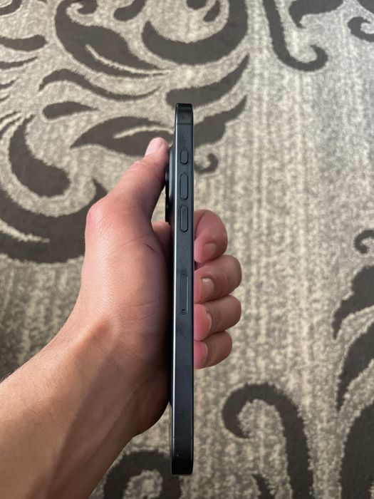 Продам 15 про макс