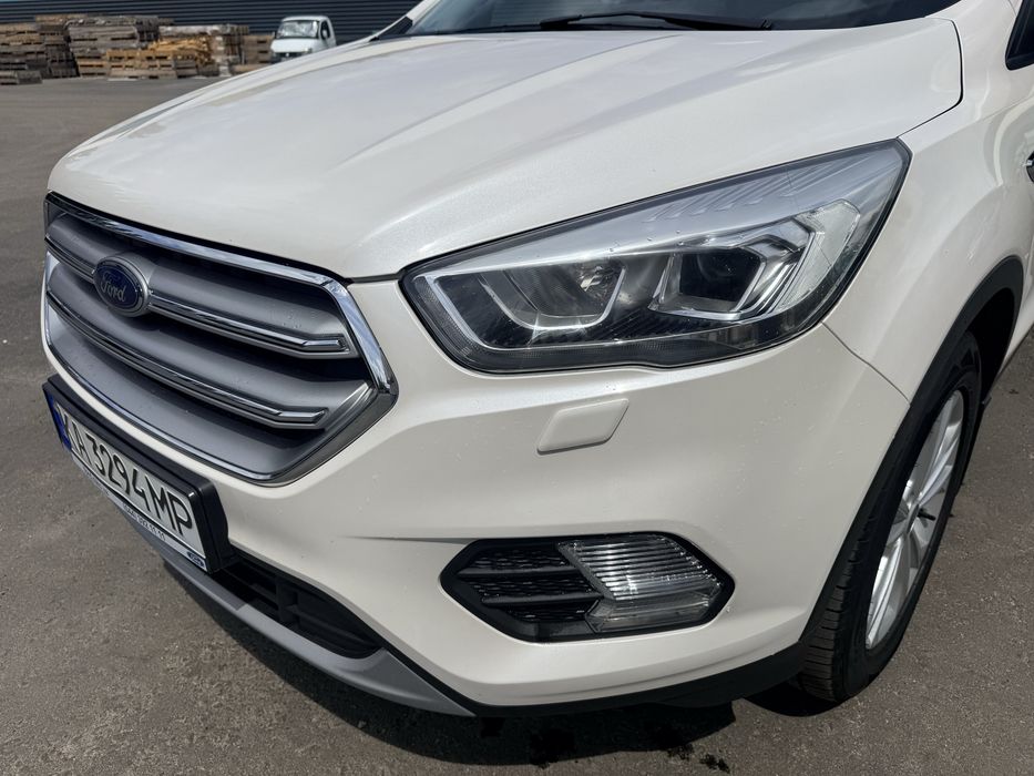Ford Kuga 2019 VIN WF0AXXWPMAKJ46087 фото оголошення 7 з 9