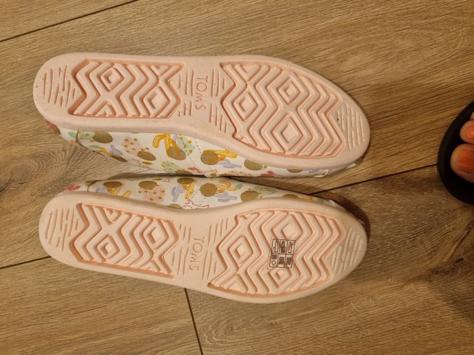 Espadryle Toms r.36 NOWE