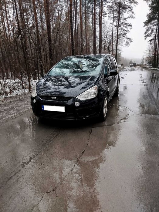 Wynajem Ford S-Max - krótko i długoterminowo