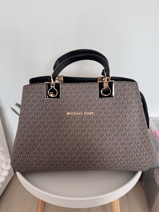 Стильна сумка  Michael Kors