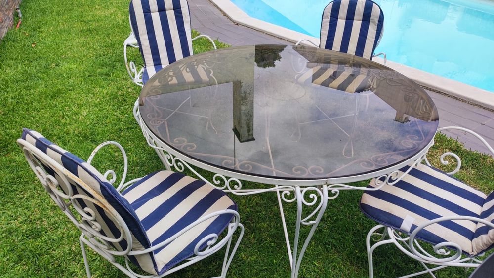 Conjunto de jardim de ferro