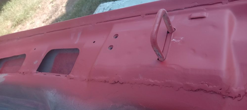 Капот ваз 2110 .