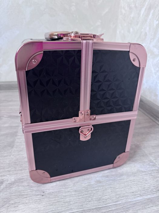Бьюти кейс чемодан мастера раздвижной для косметики с ячейкамм