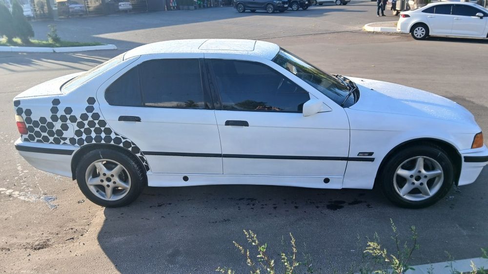 Продам Bmw e36 1995