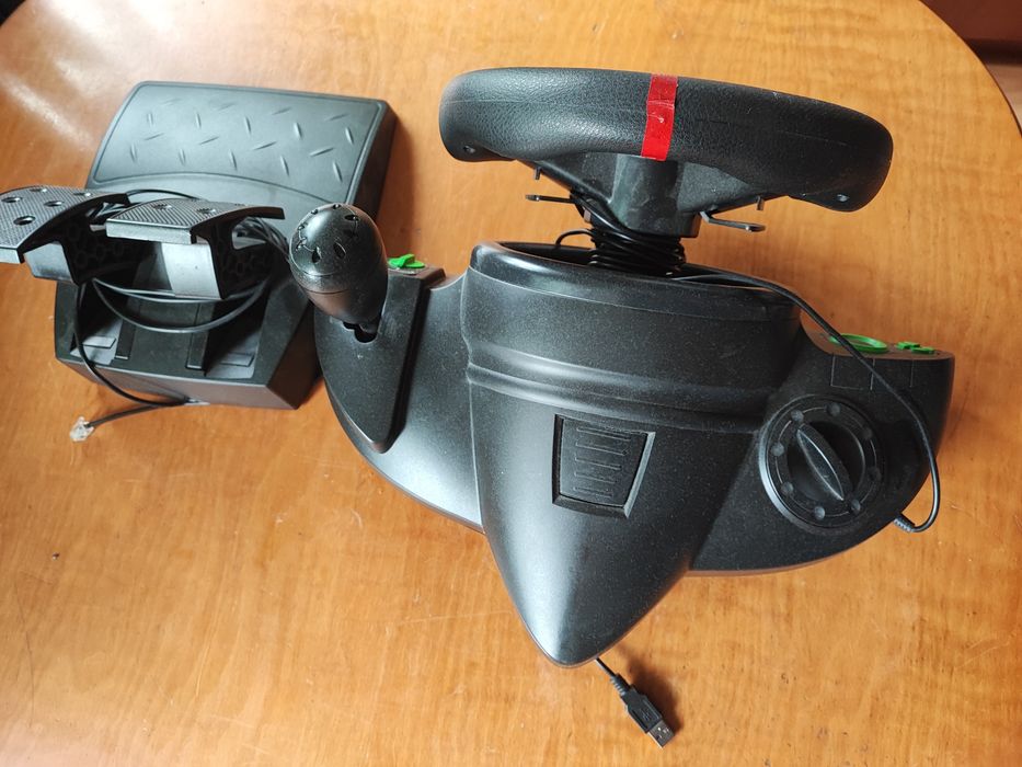Kierowca  ESPERANZA NITRO EGW 102  z  wibracjami PC PS3 biegi pedały