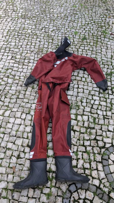 Fato seco mergulho 1,66m