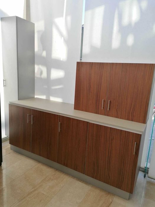 Móveis de cozinha com 2.40 nova