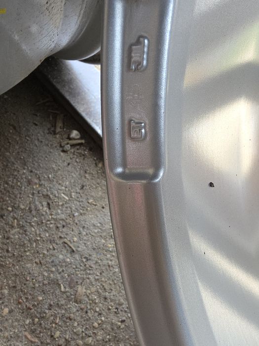 Felgi Aluminiowe Skoda-R19 5x112 ET45-8J