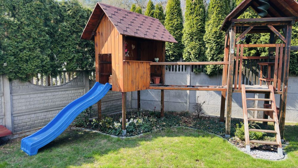 Domek drewniany, plac zabawa, małpi gaj, dla dziecka