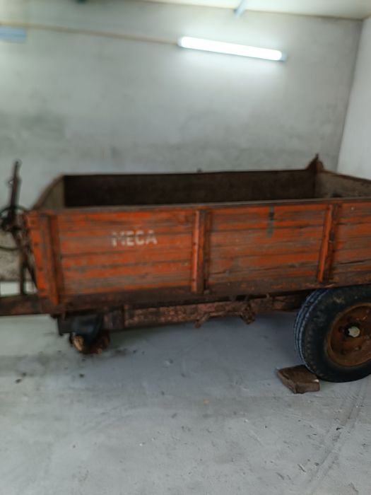 Reboque agrícola