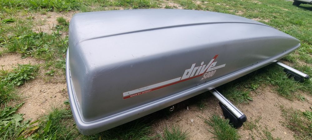 Bagaznik box dachowy jetbag & Thule drive 5000