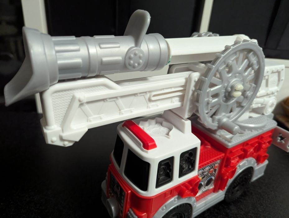 Playdoh wóz strażacki plastikowy