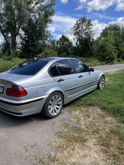 Продам  бмв е 46