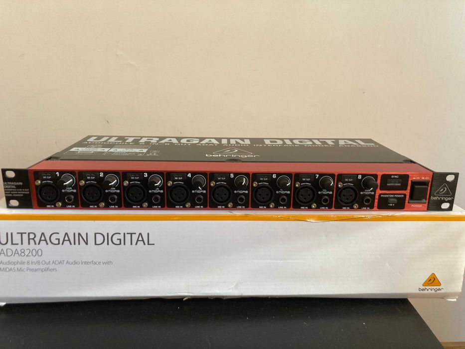 Behringer ADA8200 Ultragain - Interfejs / Preamp ADAT MIDAS (Stan BDB, Pudełko)
