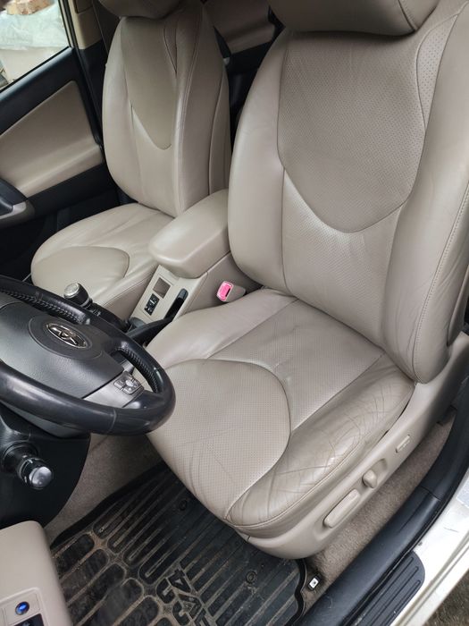 Toyota RAV4 (2007)  2.2 D-CAT