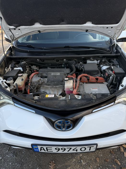 Продам Toyota rav 4 гібрид 2018