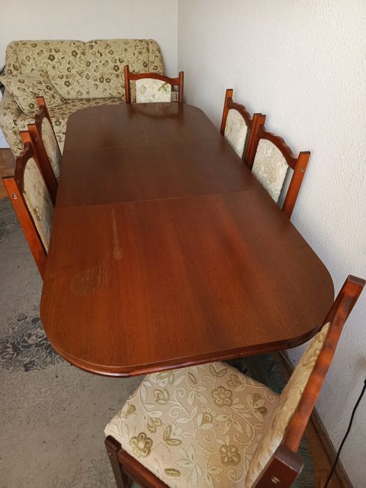 Sprzedam stół rozkładany+ 6 krzeseł