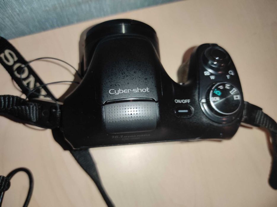 Цифровий фотоапарат Sony DSK H-100