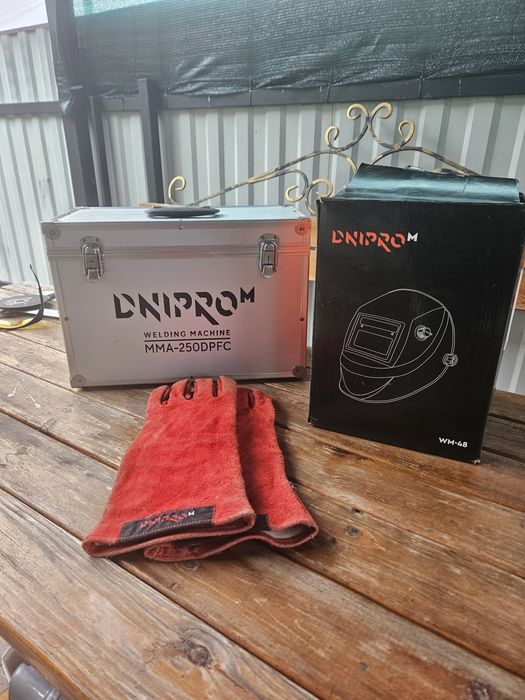 Dnipro m mma-250DPFC, маска wm-48, рукавички зварювальника
