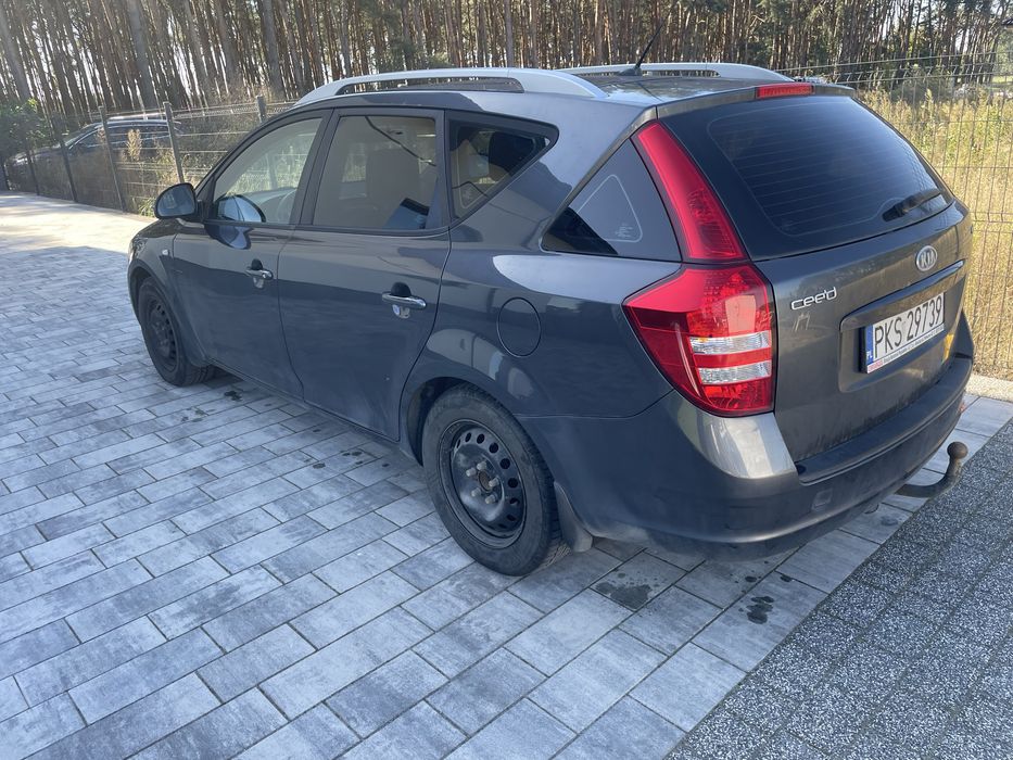 Kia Ceed 1 , 1,6 diesel