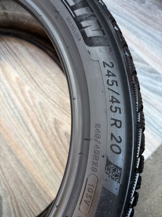 Шини Michelin 285/40/R20 - 245/45/R20
