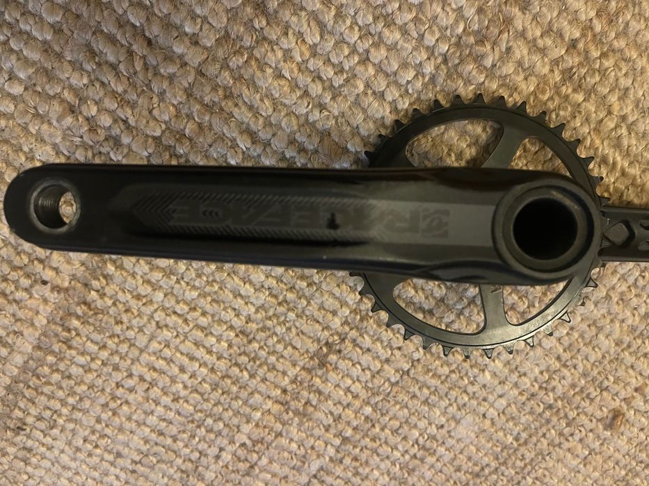 Pedaleiro race face aeffect