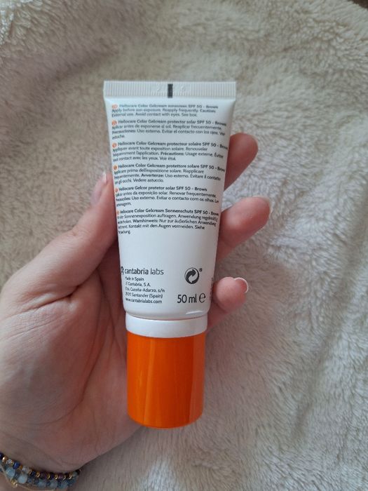 Cantabria Labs  heliocare color Brown krem do opalania spf 50