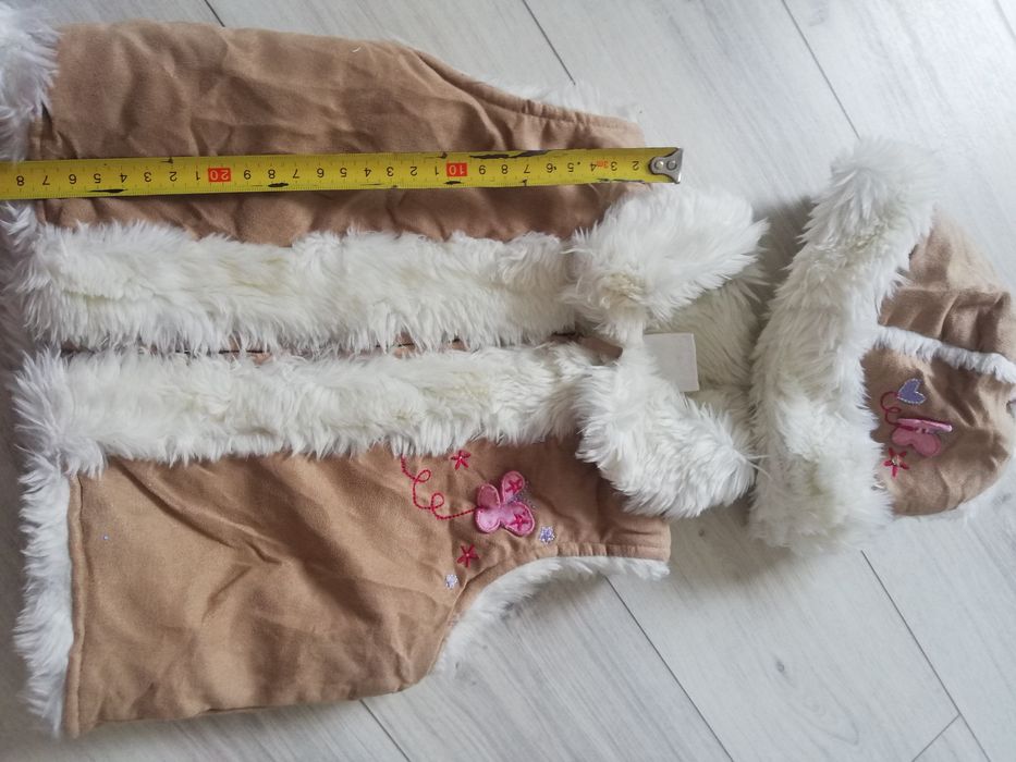 Bezrękawnik z czapką