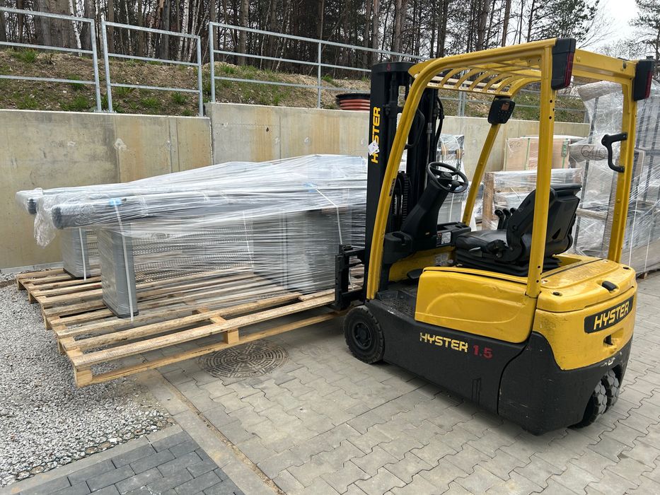 Wynajem wózka widłowego 1,5t udźwig Z Operatorem