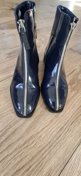 Granatowe lakierowane damskie botki 39 40 Kordel