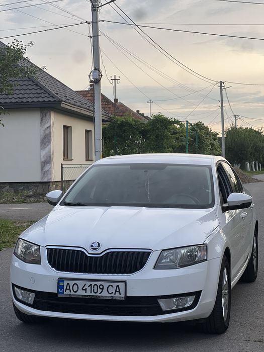 Продам шкоду А7 в дуже хорошому стані